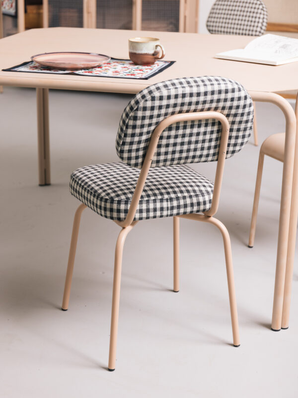 Silla retro ROSA vichy blanco y negro